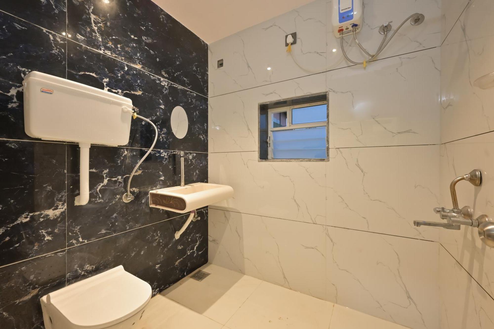 Empyrean Stay Ll 3Bhk Ll Marshall Villa Ll Large Pool Ll Ac Ll 로나발라 외부 사진